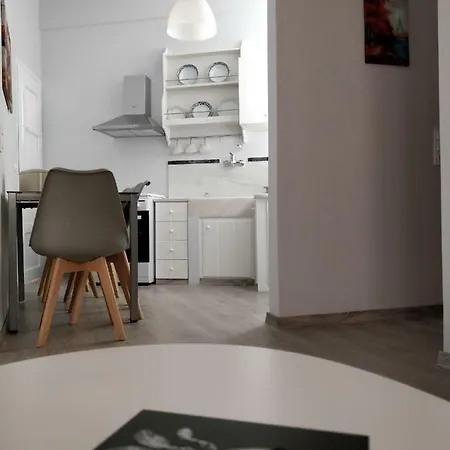 διαμέρισμα στο κέντρο της πόλης דירה